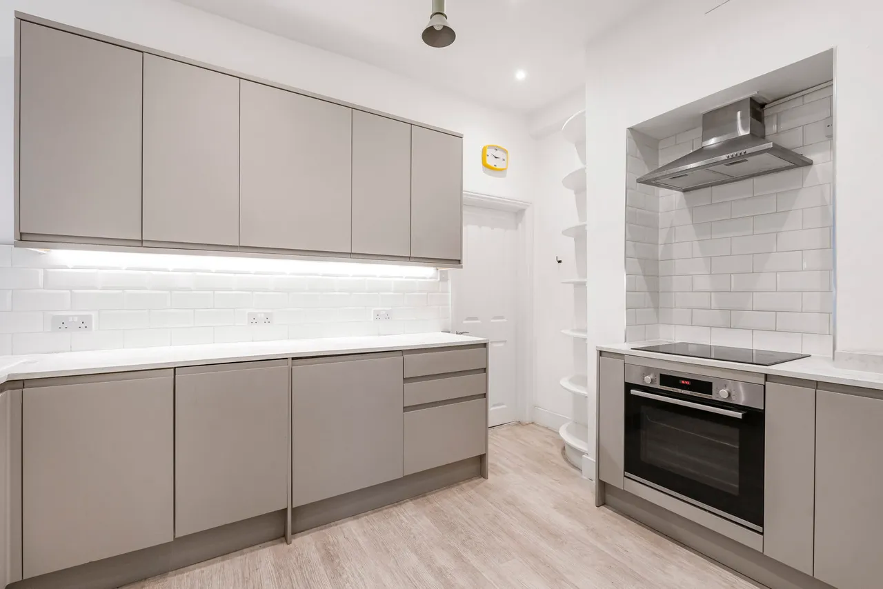 Rushcroft Road, London, SW2, photo 4