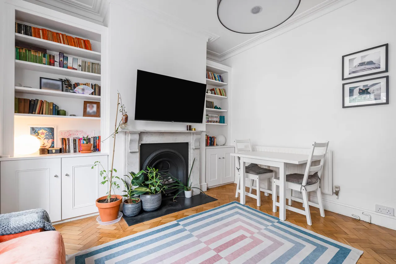 Rushcroft Road, London, SW2, photo 15