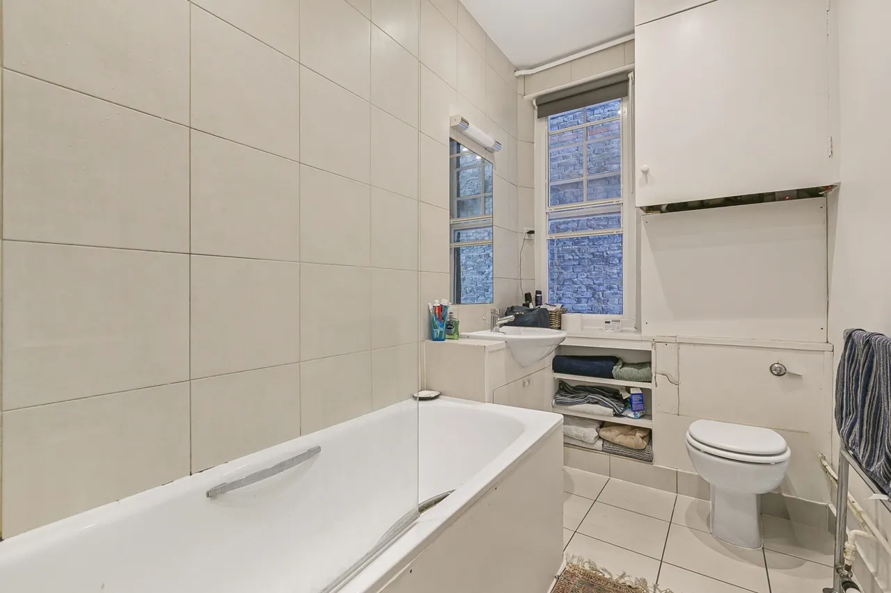 Rushcroft Road, London, SW2, photo 9