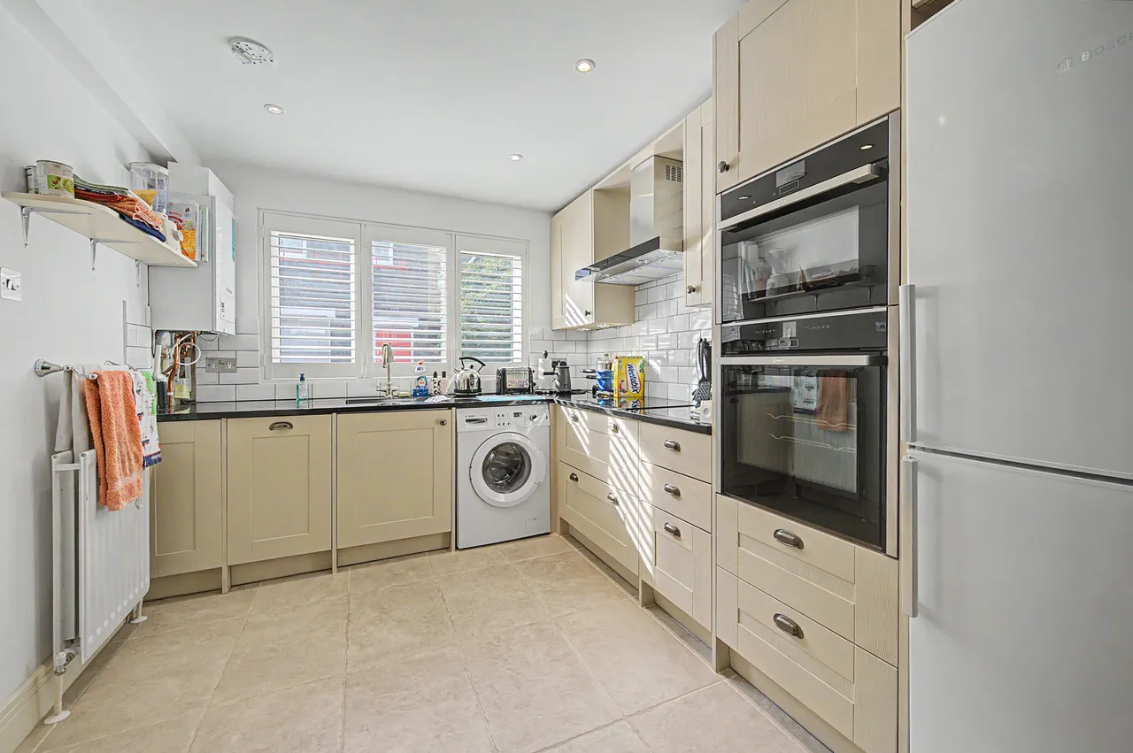 13 Heralds Place, London, photo 5