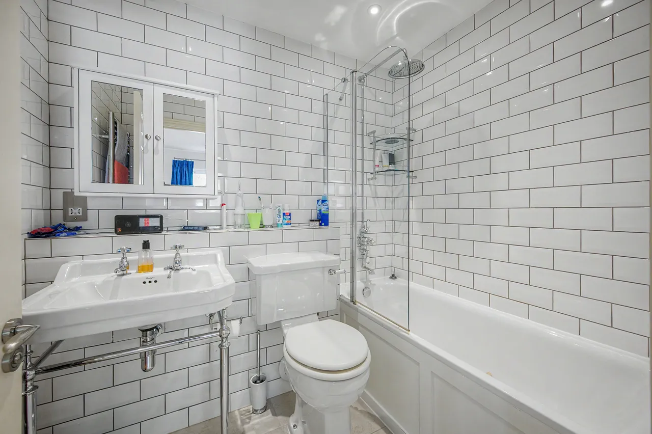 13 Heralds Place, London, photo 9