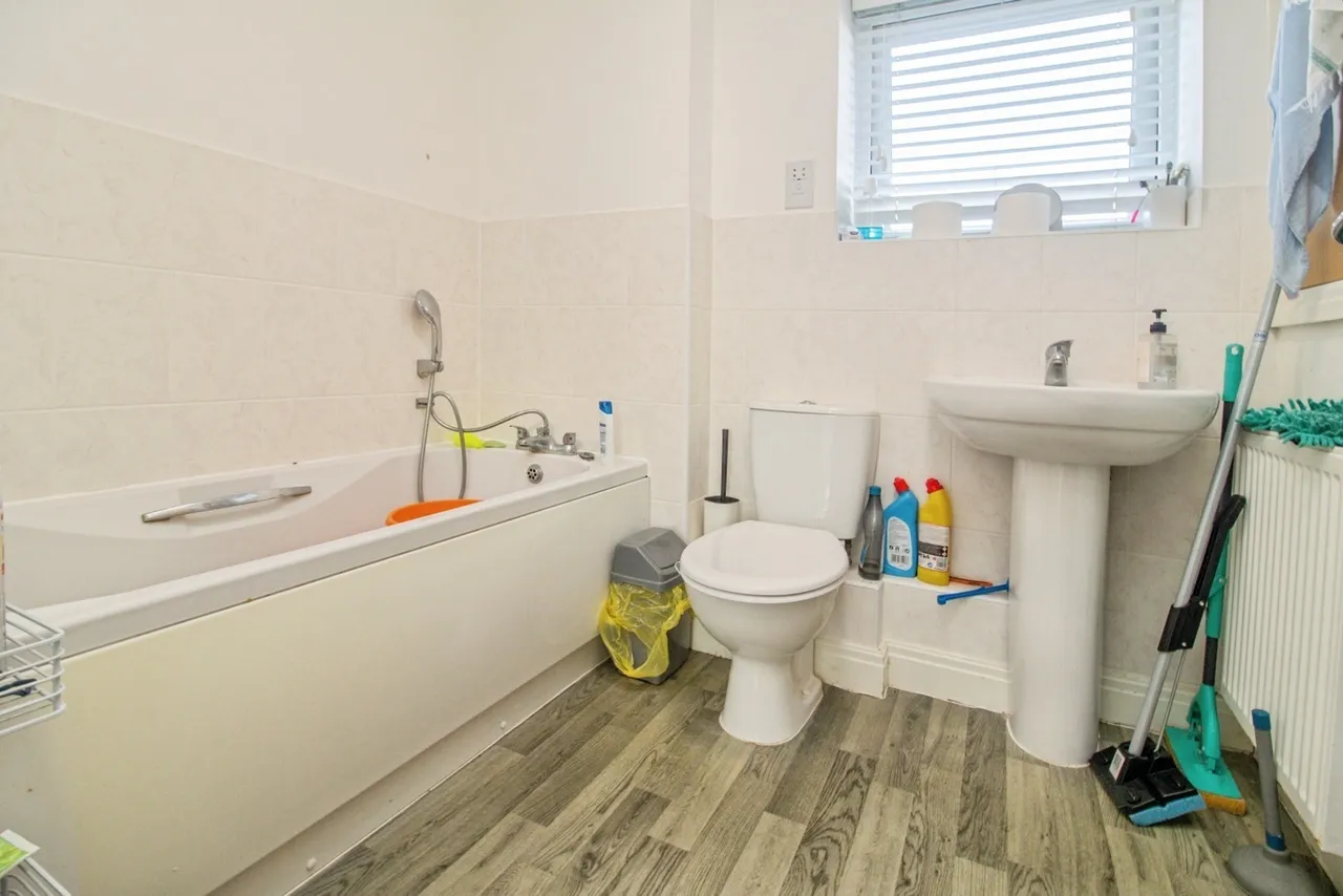 Harley Drive, Walton, MK7, photo 13