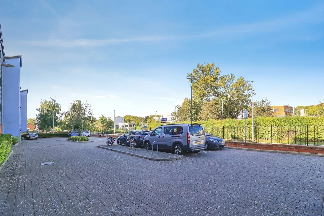 Harley Drive, Walton, MK7, photo 14