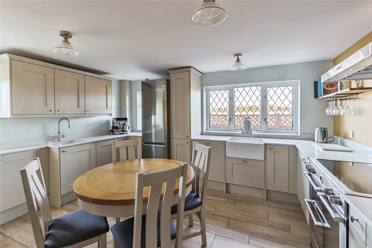 Chichester Road, Selsey, PO20, photo 2