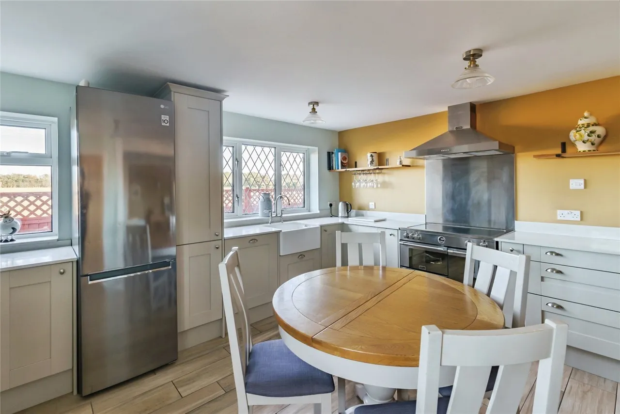 Chichester Road, Selsey, PO20, photo 14