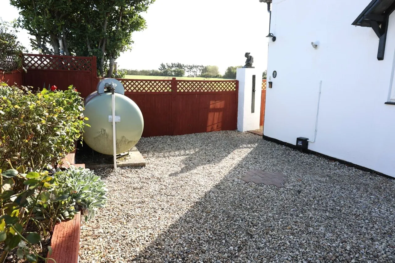 Chichester Road, Selsey, PO20, photo 20