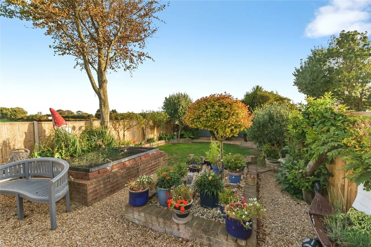 Chichester Road, Selsey, PO20, photo 12
