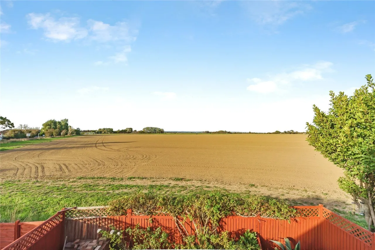 Chichester Road, Selsey, PO20, photo 10