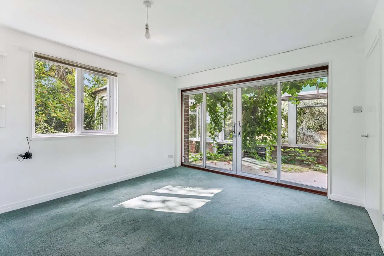 South Stoke Road, Woodcote, Reading, Oxfordshire, RG8 0PL, photo 5