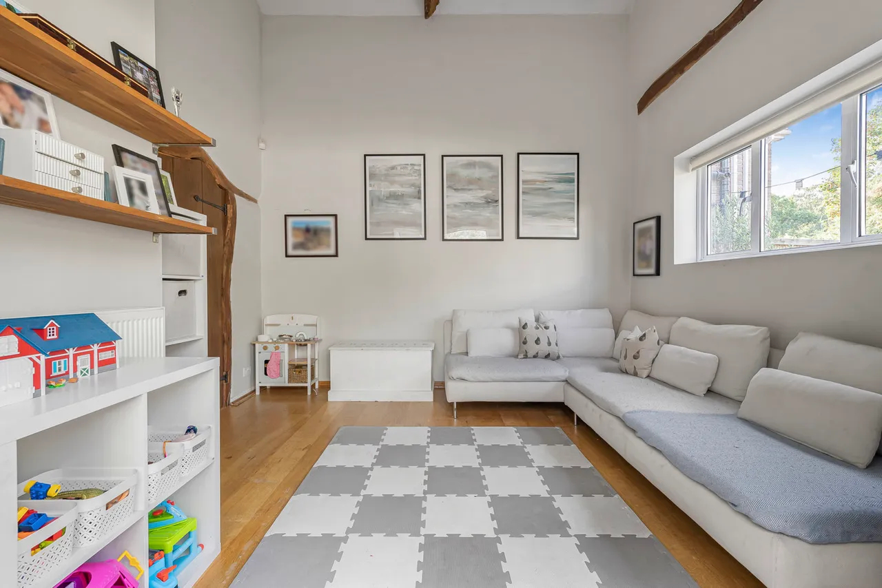 Blundel Lane, Stoke d'Abernon, KT11, photo 12