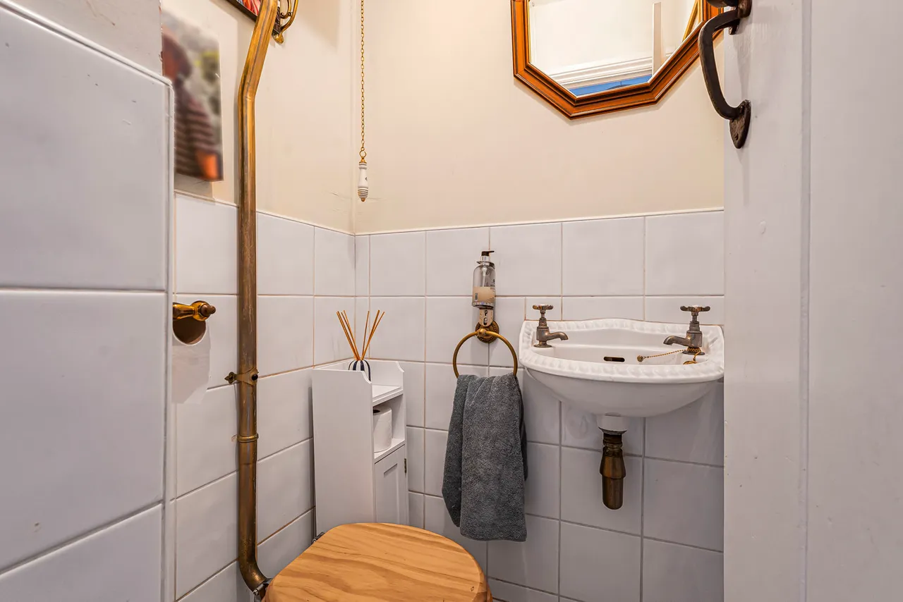 Blundel Lane, Stoke d'Abernon, KT11, photo 17