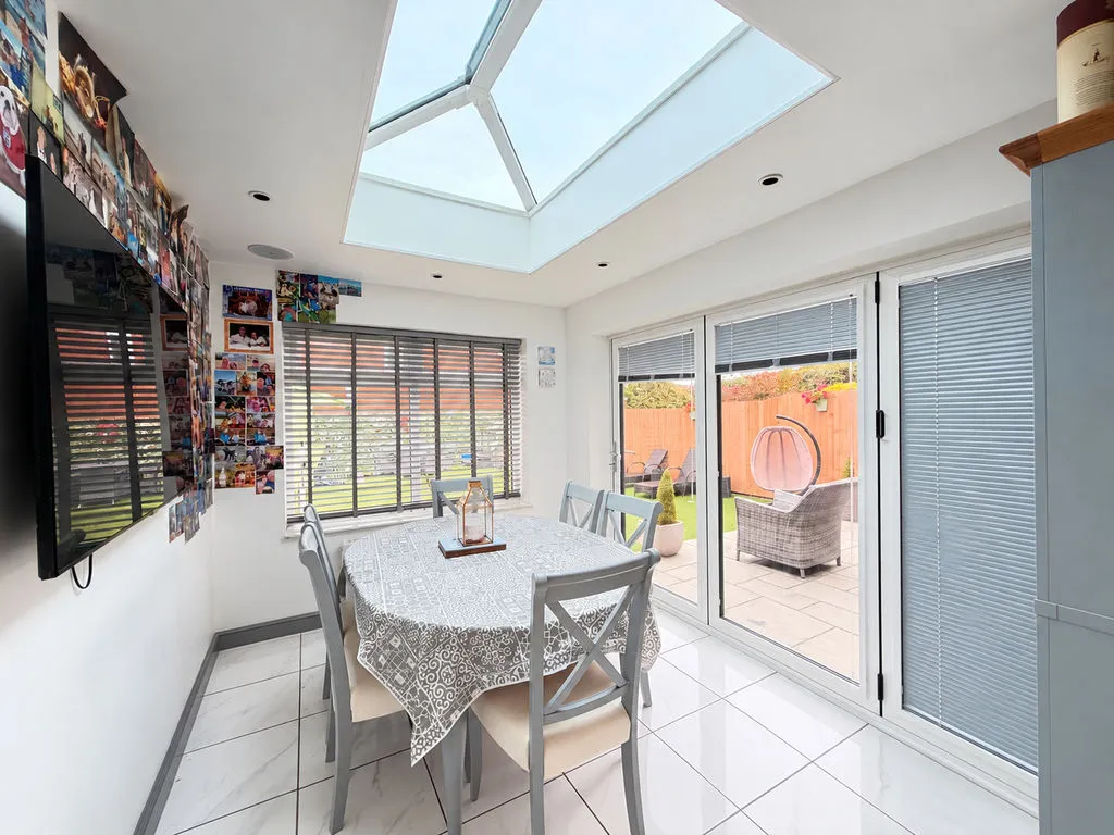 Formby Way, Bloxwich, WS3, photo 5
