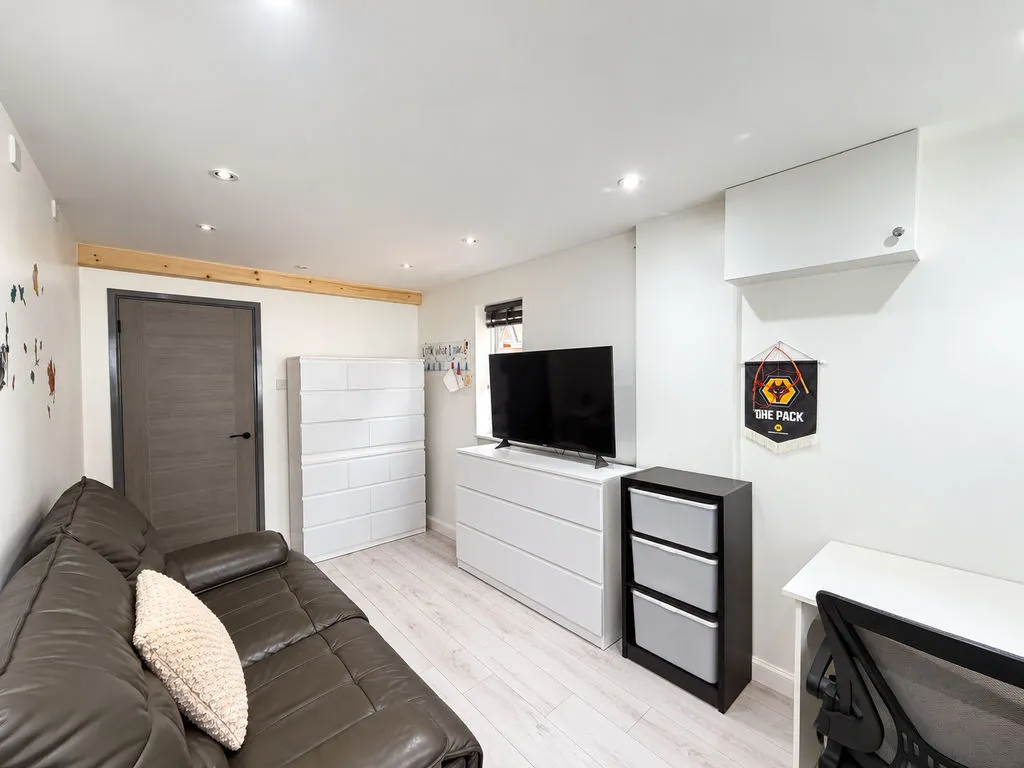 Formby Way, Bloxwich, WS3, photo 20