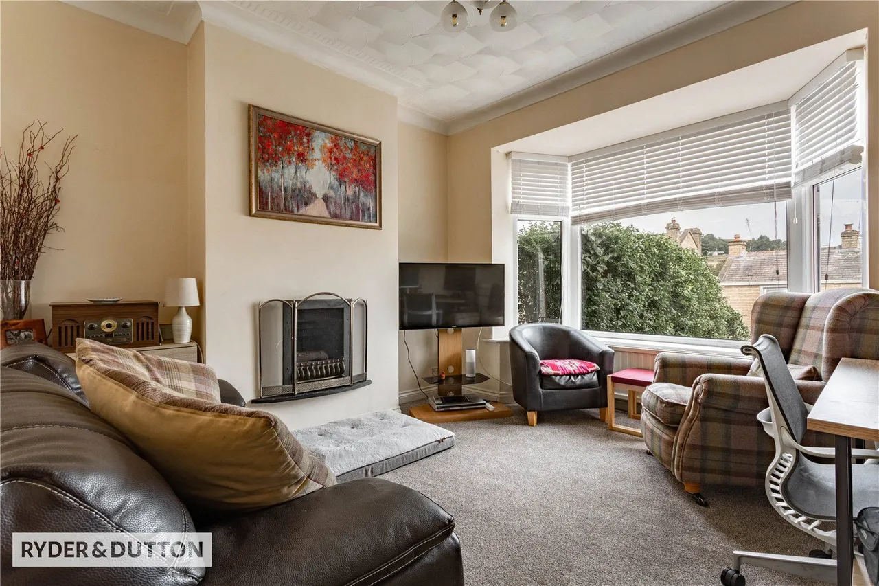 Whitworth Road, Shawclough, OL12, photo 2