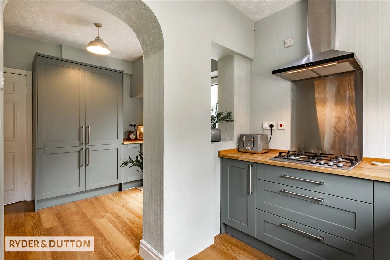 Whitworth Road, Shawclough, OL12, photo 8