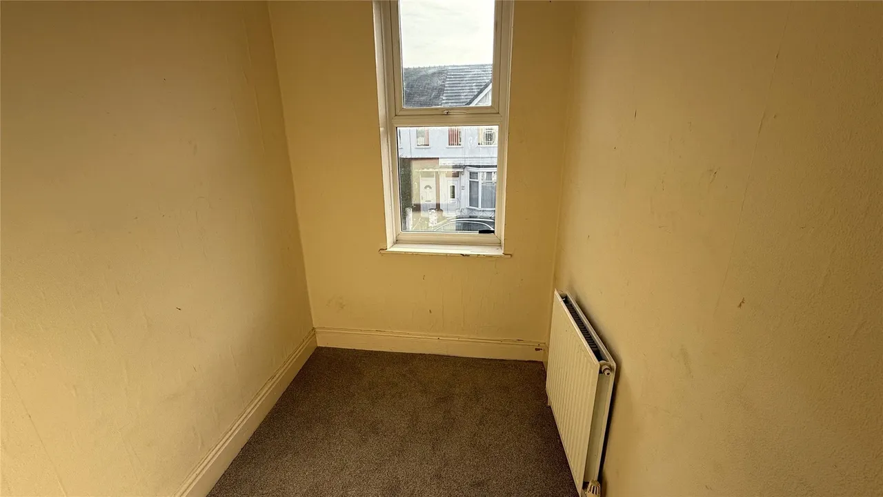 Victoria Road, Ellesmere Port, CH65, photo 20