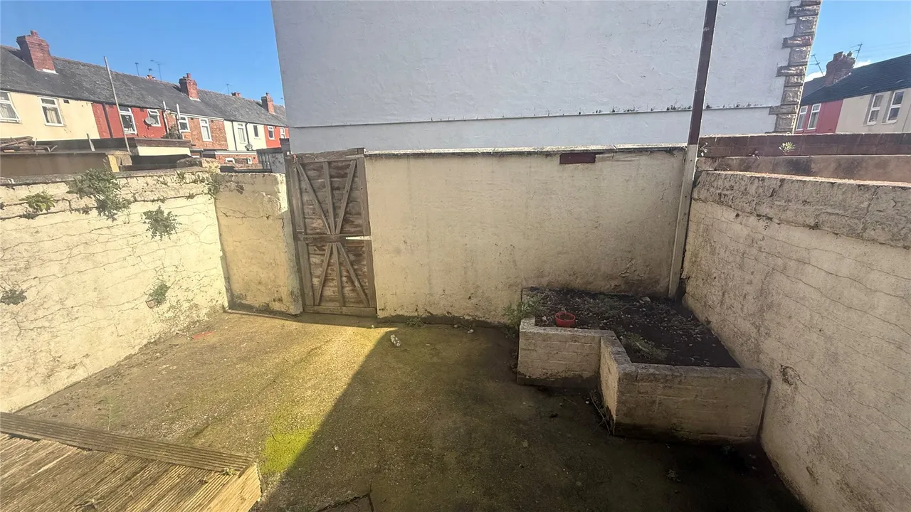 Victoria Road, Ellesmere Port, CH65, photo 10