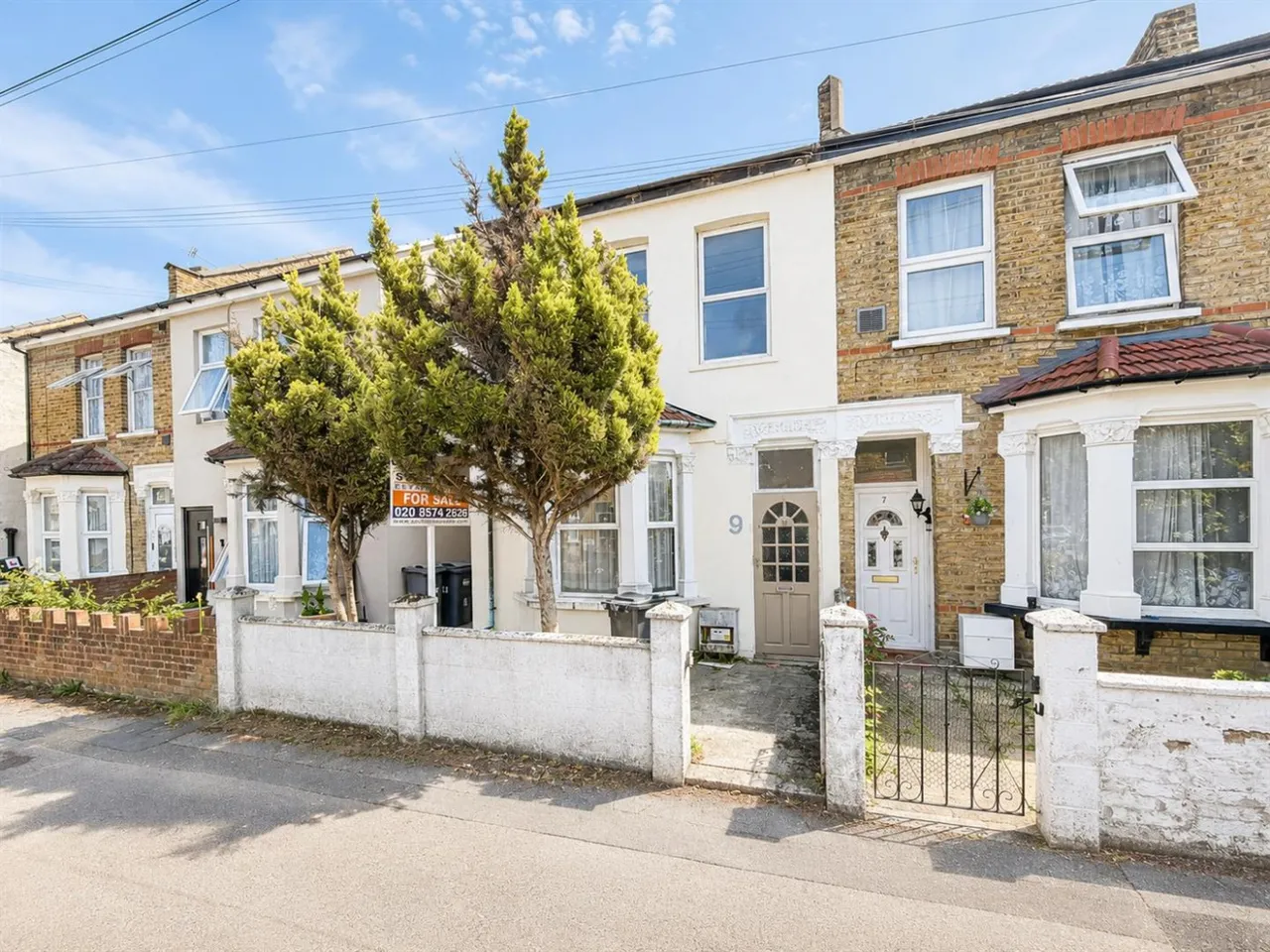 3 bed house for sale, Semi-Detached For SaleRossindel Road, Hounslow, TW3