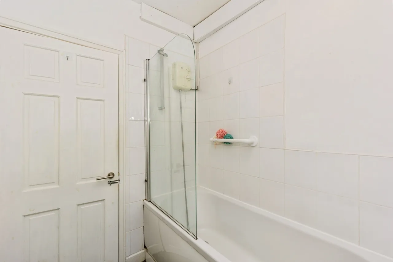 Houghend Avenue, Chorlton, M21, photo 17