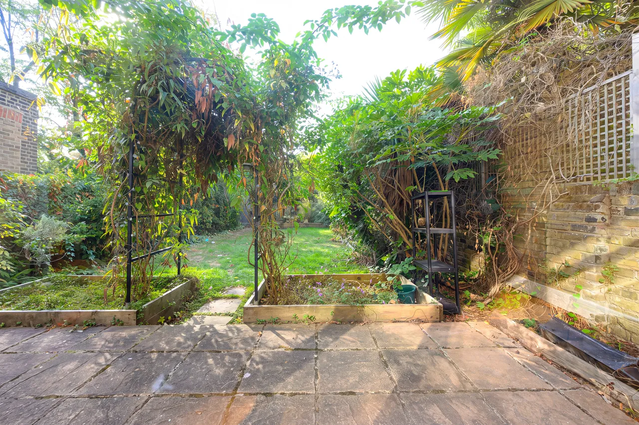 London, NW6, photo 5