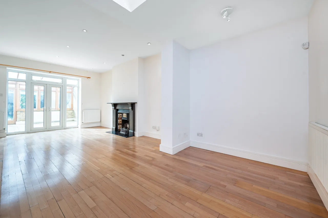 London, NW6, photo 2