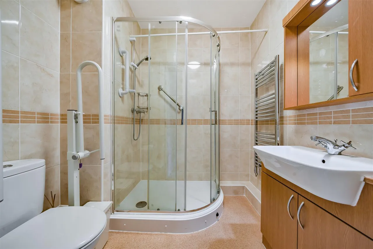 Archers Road, Eastleigh, SO50, photo 8