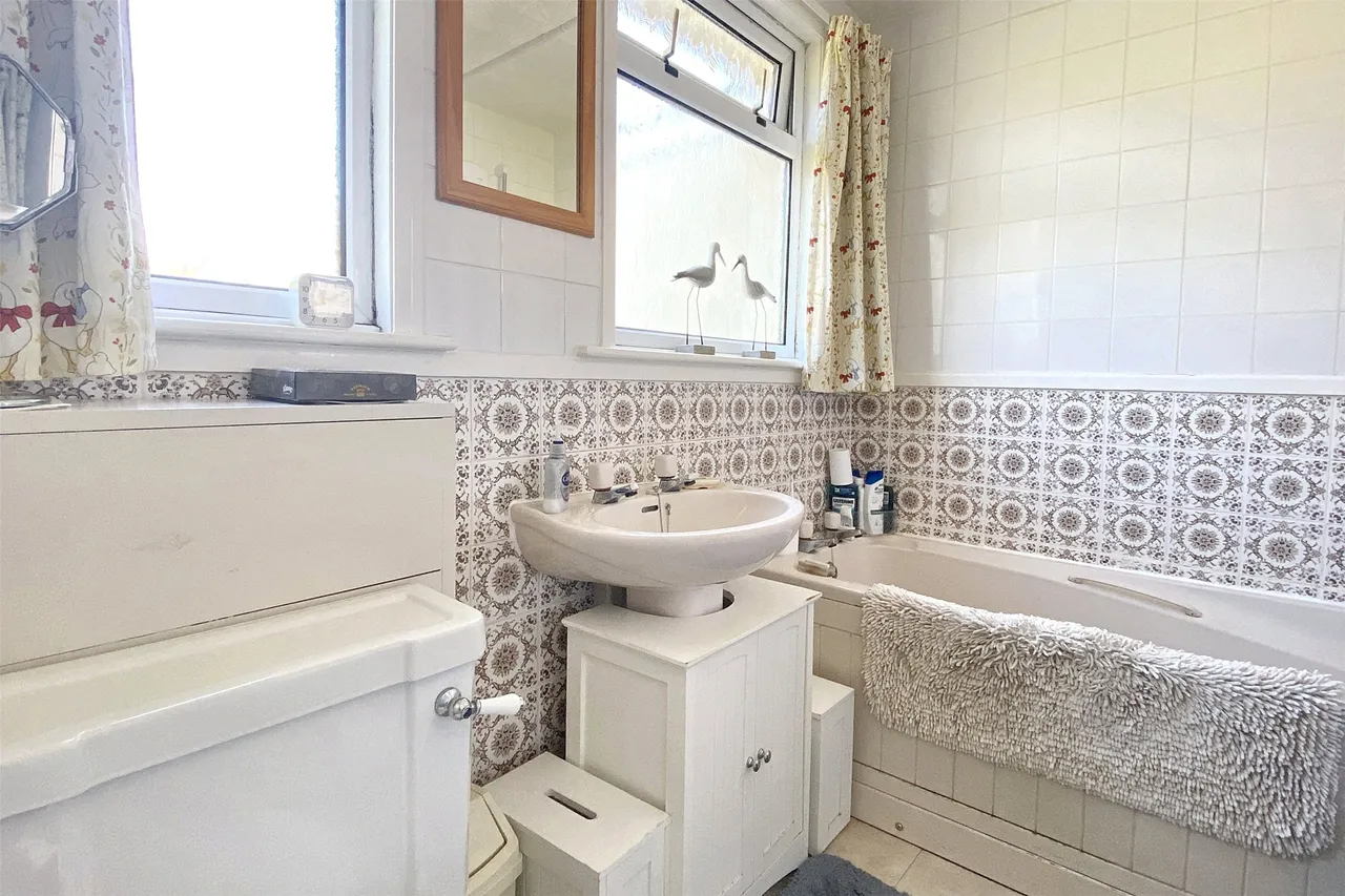 Bagley Green, Wellington, TA21, photo 14