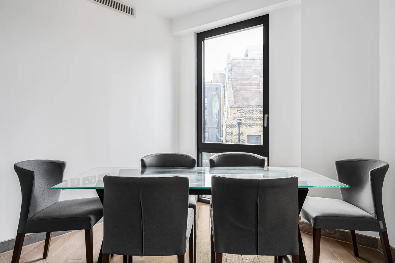 Drapers Yard, London, SW18, photo 8