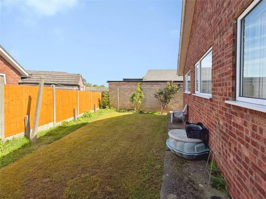 Clematis Close, Branston, LN4, photo 12