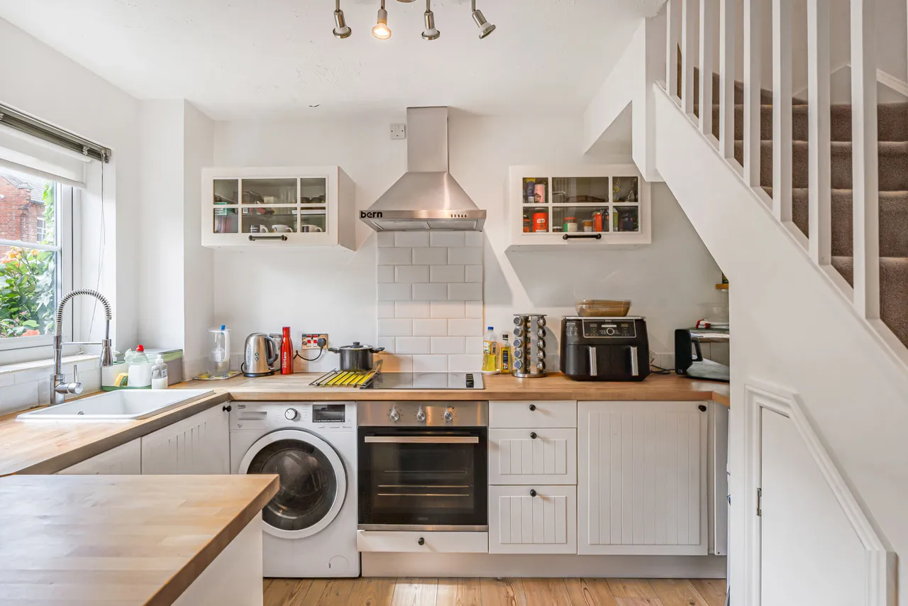 Nicholson Mews, Egham, TW20, photo 3
