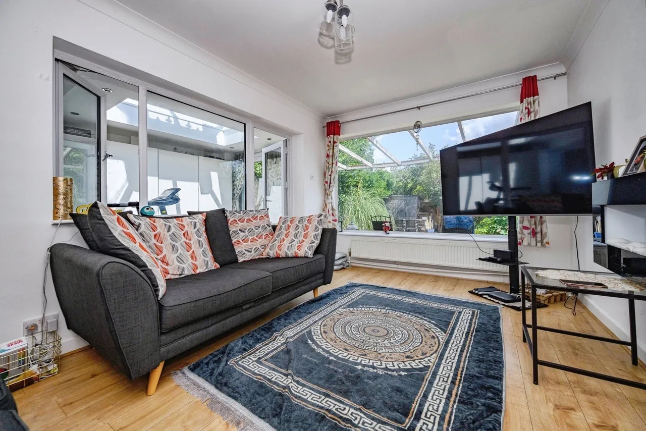 Vincent Road, Luton, Bedfordshire, LU4, photo 2