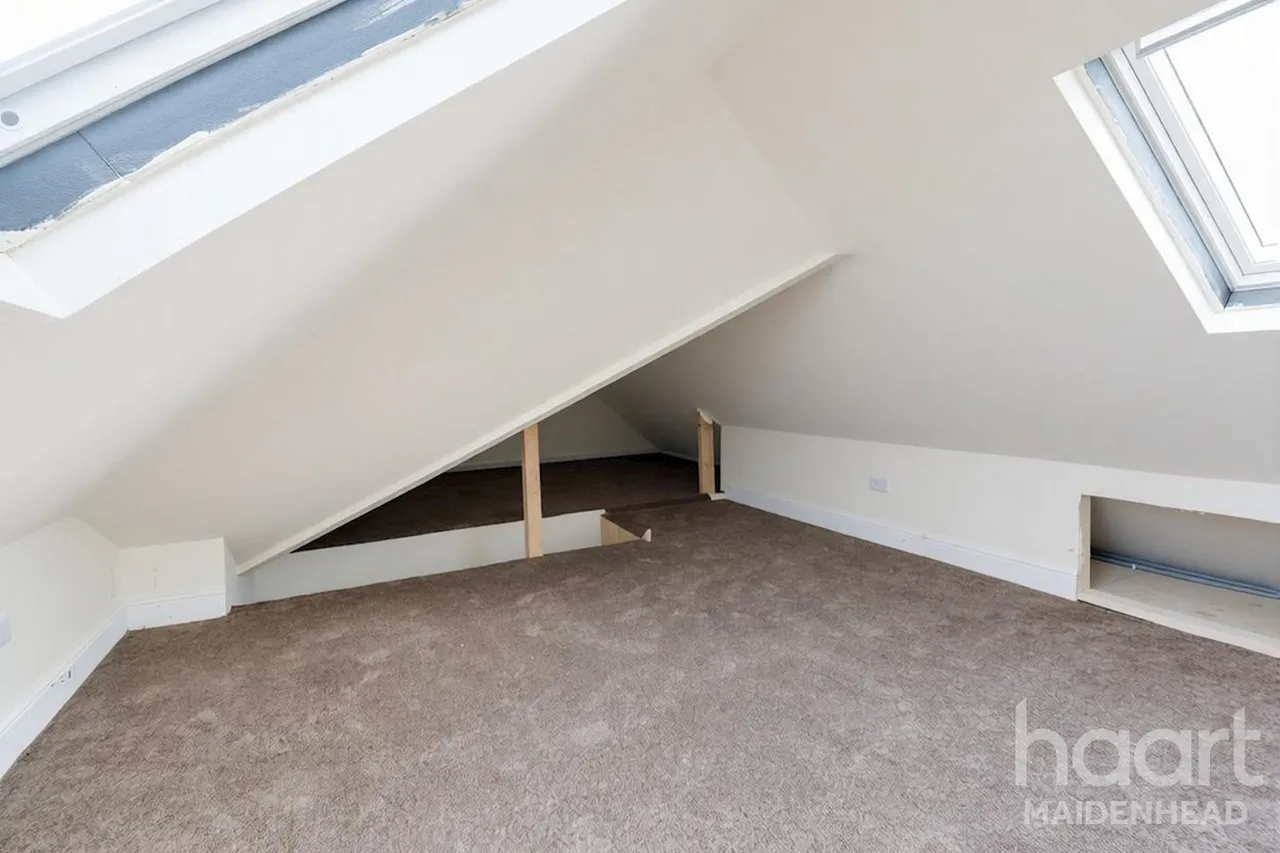 Mirador Crescent, Slough, SL2, photo 21