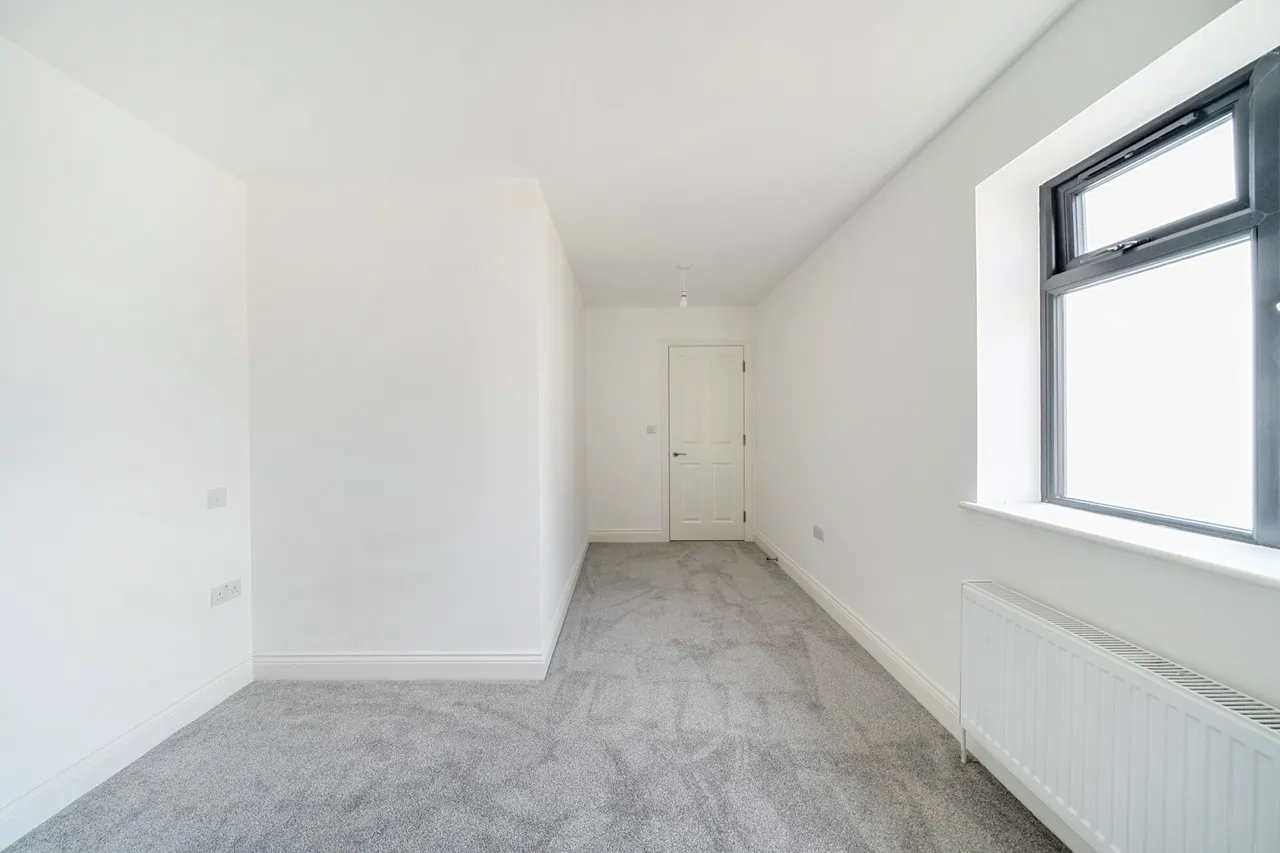 Gonville Crescent, Northolt, UB5, photo 14
