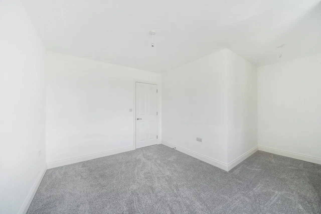 Gonville Crescent, Northolt, UB5, photo 15