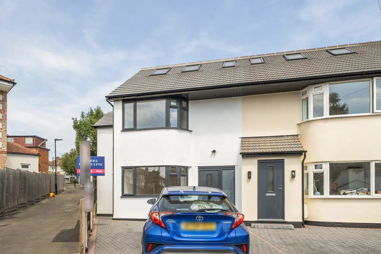 Gonville Crescent, Northolt, UB5, photo 20