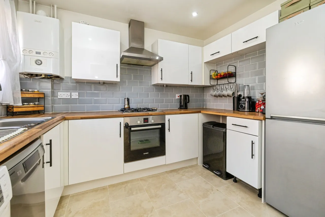 Lime Crescent, North Greetwell, Lincoln, photo 2