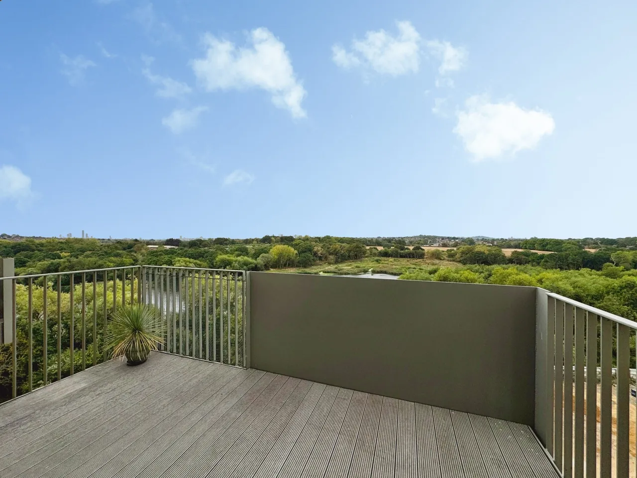 Moorhen Drive, NW9, photo 2