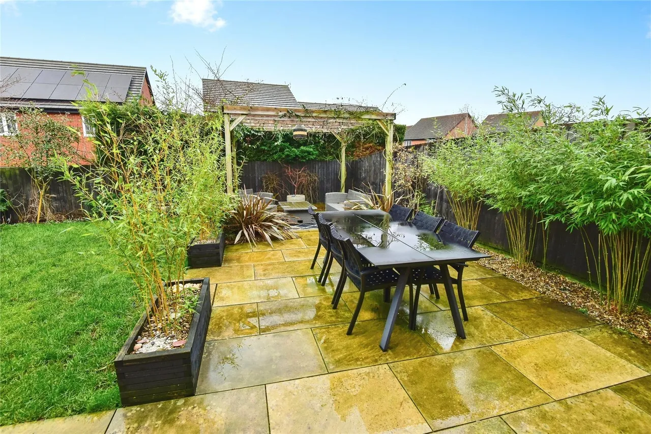 Christopher Mitford Road, STOKE-ON-TRENT, Staffordshire, ST7, photo 18