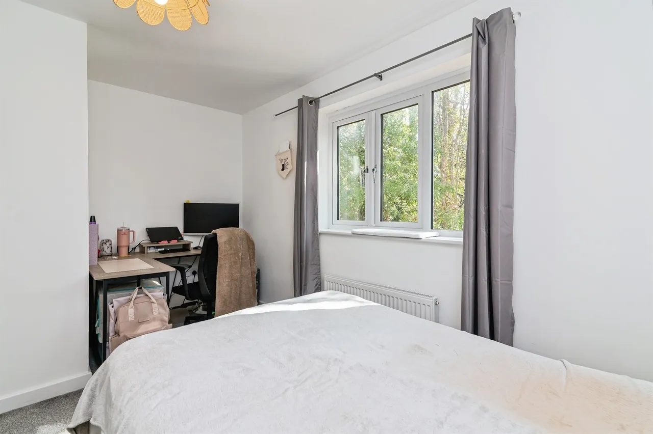 Mansfield Road, Redhill, Nottingham, photo 12