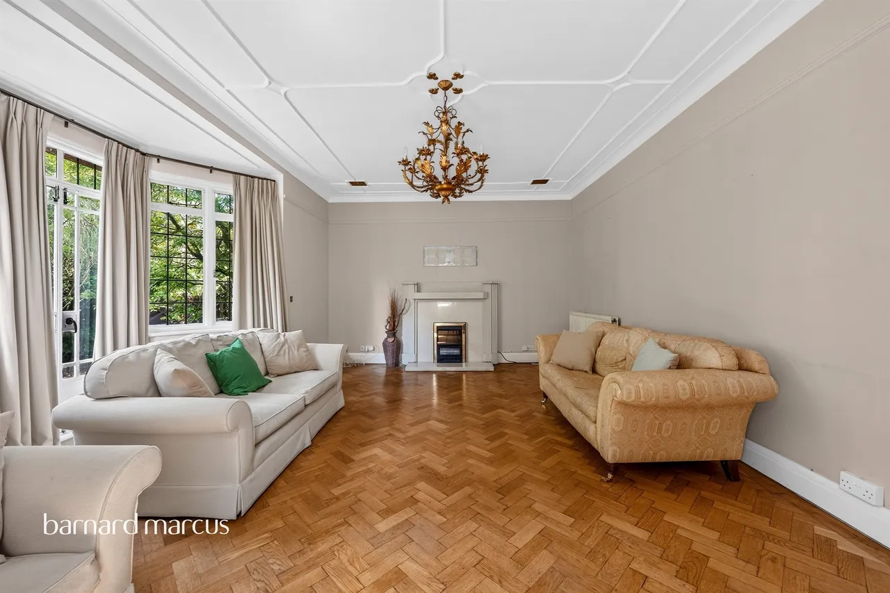 Whitgift Avenue, South Croydon, photo 9