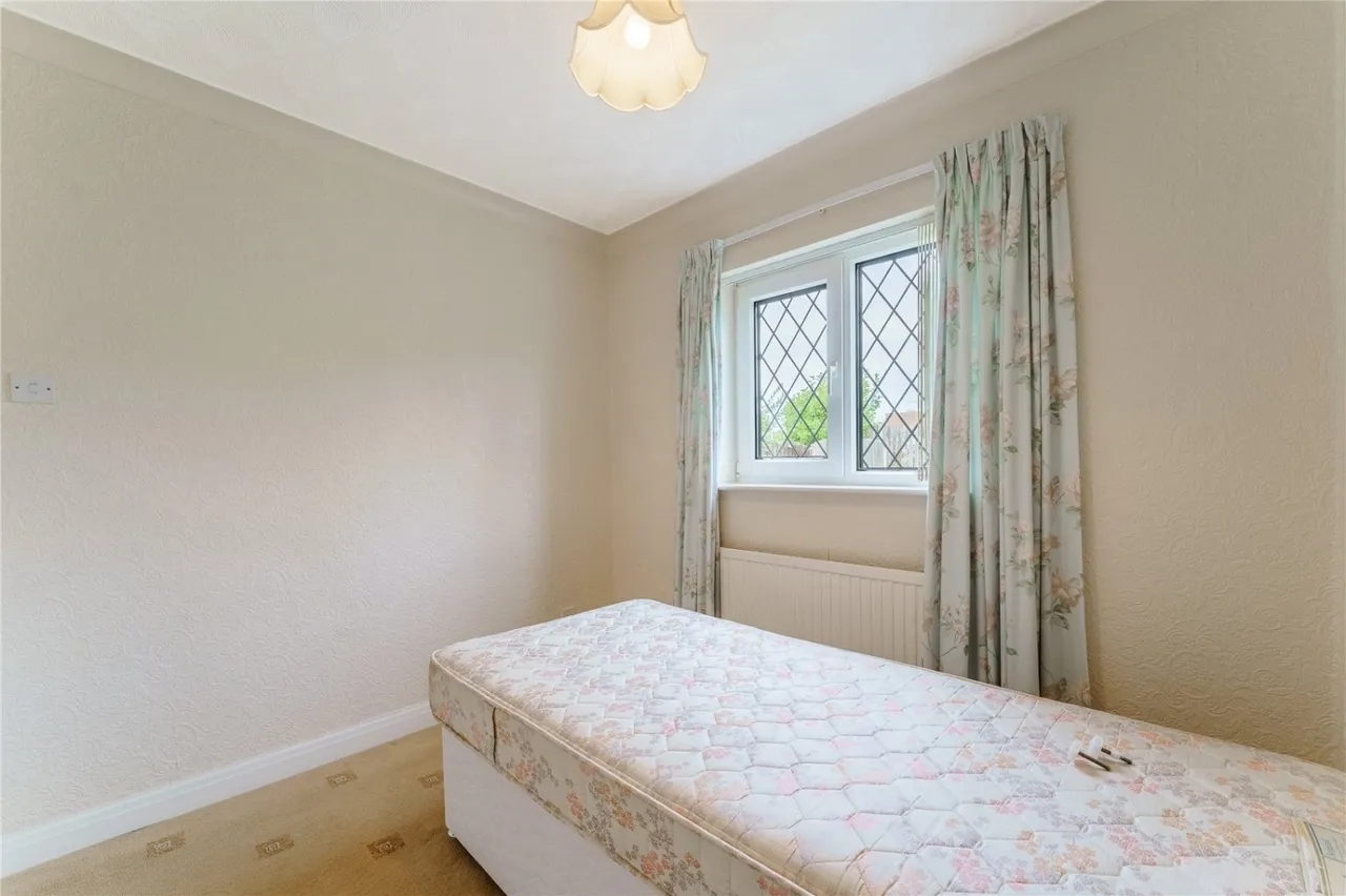 Ings Walk, South Kirkby, WF9, photo 19