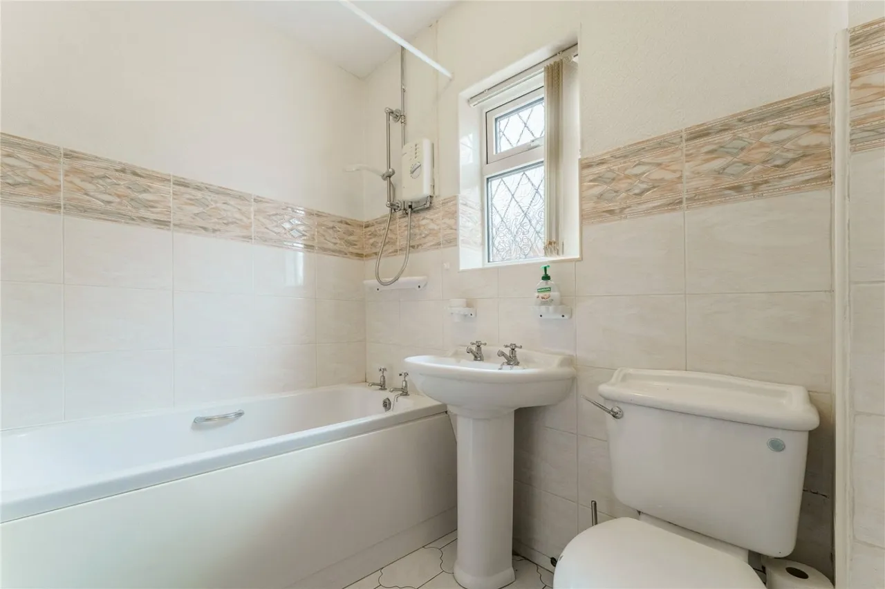 Ings Walk, South Kirkby, WF9, photo 6