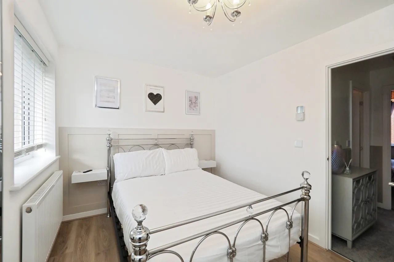 Upton Drive, Burton-on-Trent, DE14, photo 16