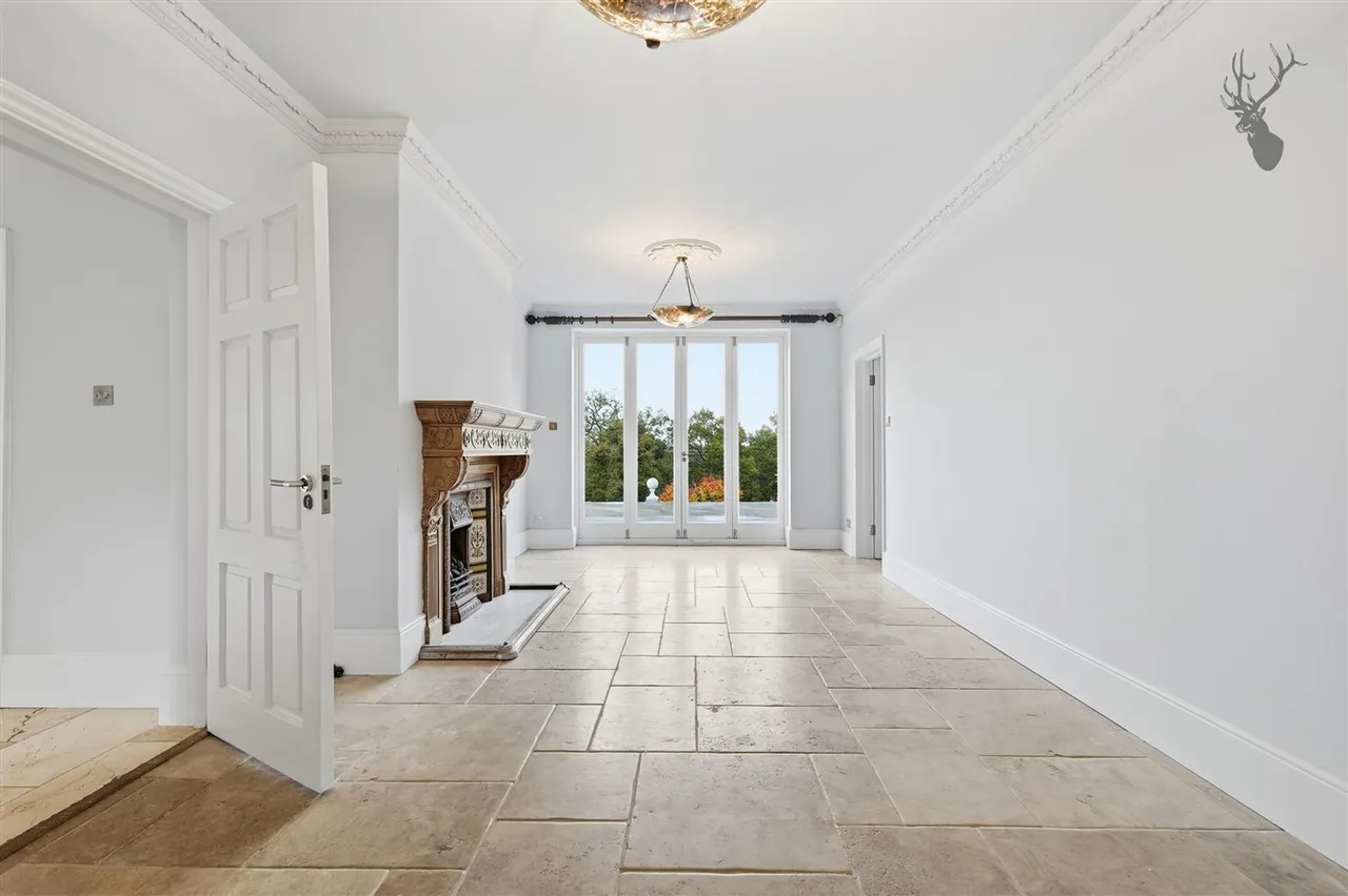 Manor Road, High Beech, IG10, photo 8