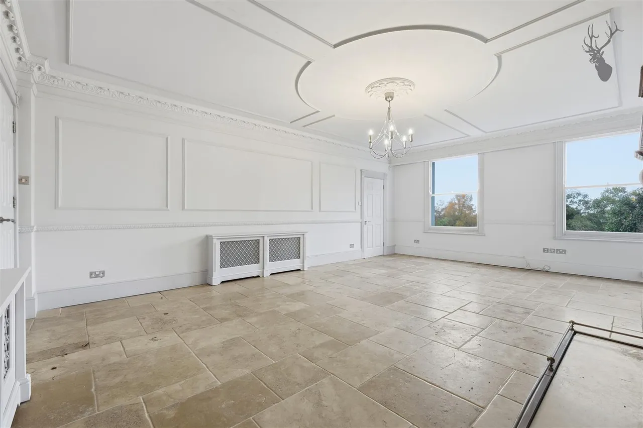 Manor Road, High Beech, IG10, photo 9