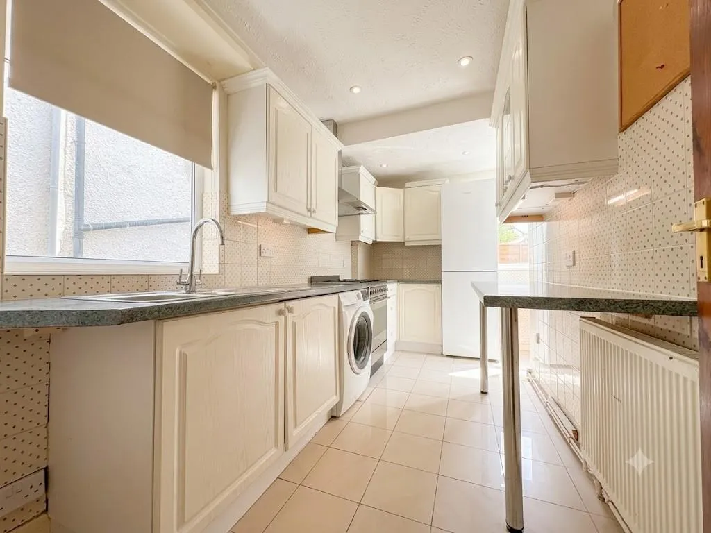 Deans Lane, Edgware, HA8, Edgware, photo 5