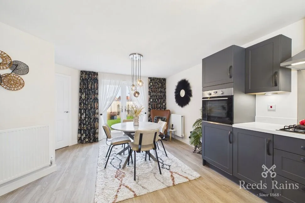 Revill Road, Langold, S81, photo 6