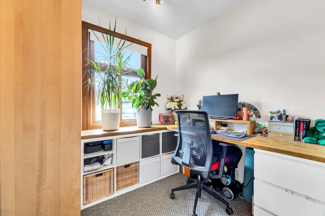 Helen Avenue, Feltham, TW14, photo 10