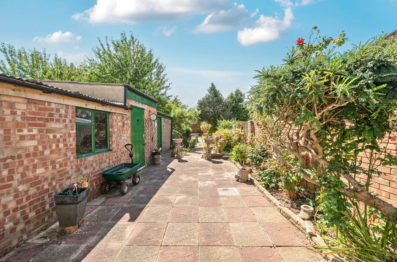 Fareham Road, Gosport, PO13, photo 14