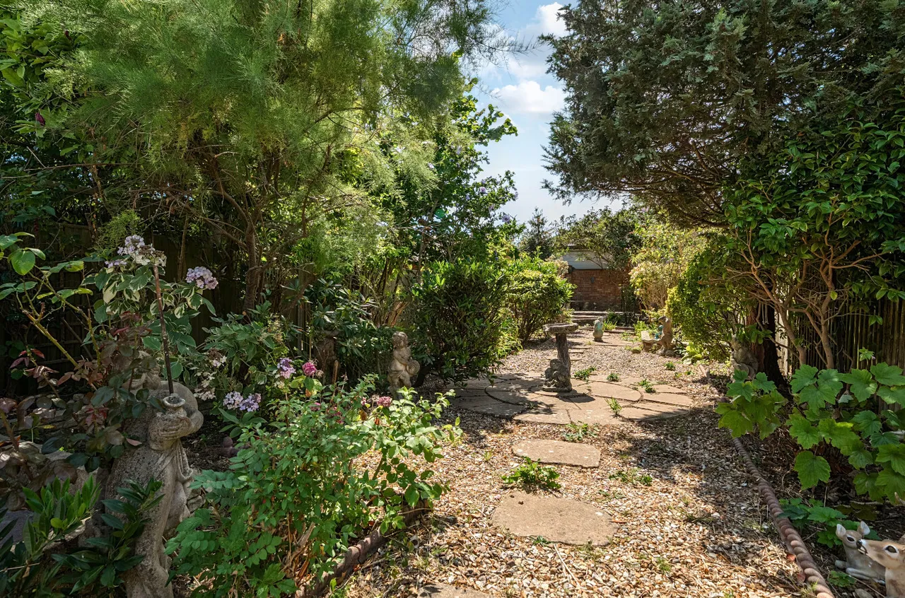Fareham Road, Gosport, PO13, photo 12